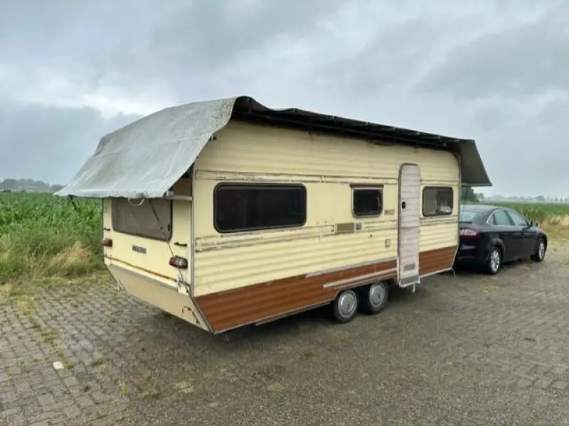 Knaus Wolf 535 met winterdak  foto: 6