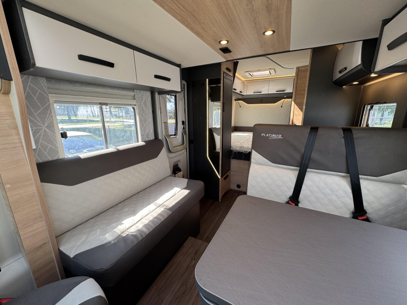Knaus L!ve Wave 650 MF  foto: 8