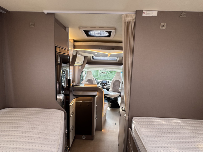 Bürstner Lyseo TD 690 G Harmony Line Black Pearl 160 pk AUTOMAAT 9-Traps Euro6 Fiat Ducato **Vlakke vloer/Enkele bedden/Maxxfa/ Satelliet foto: 21