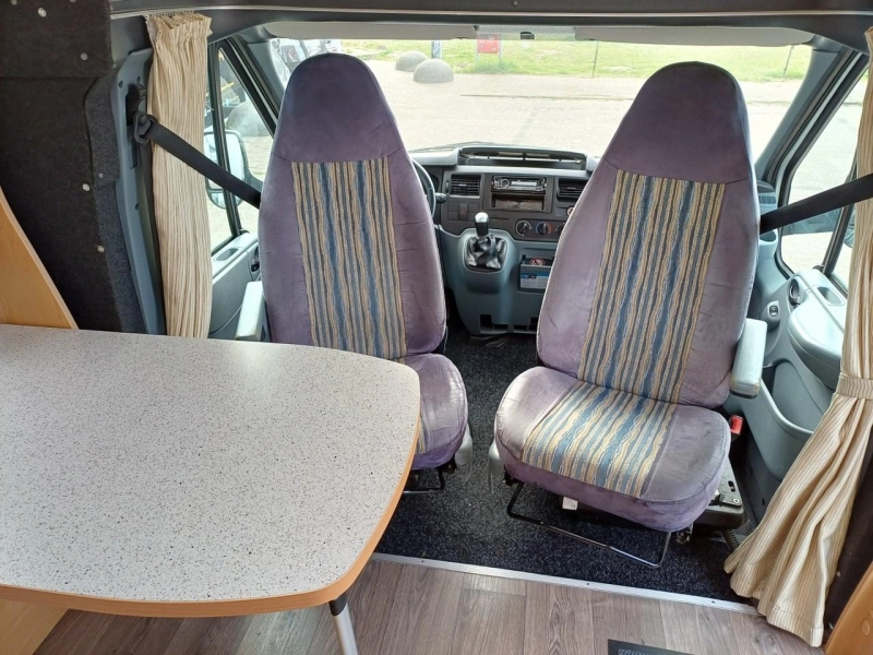 Eura Mobil Profila 411  foto: 6