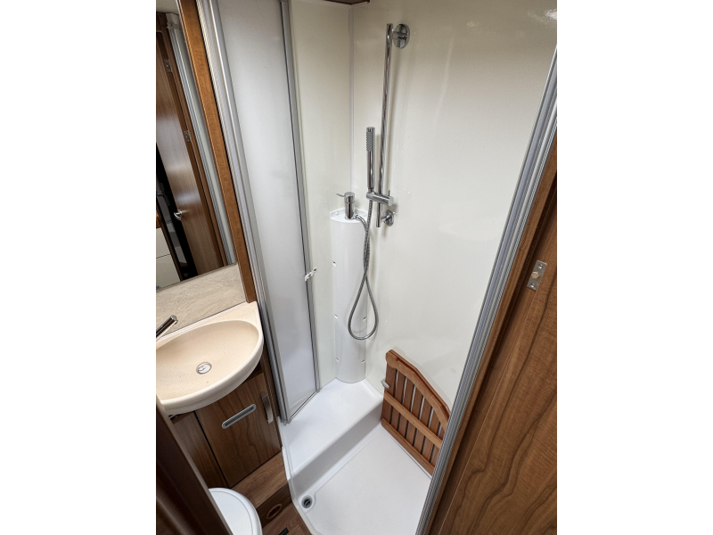 Hymer Tramp SL 588 - Automaat -  foto: 17