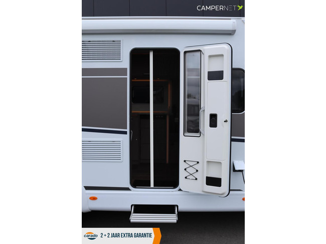 Carado T457 140hp Automatic | Single beds | Face to Face | Pro + Package | Thule awning | Separate shower | Large refrigerator | Light metal photo: 4