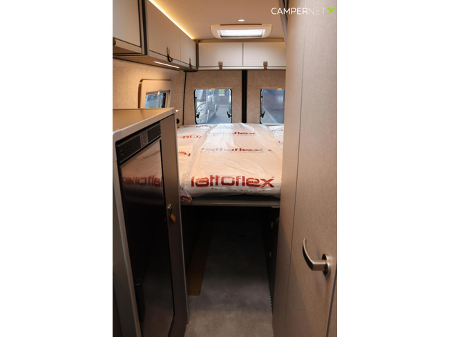 Hymer Grand Canyon S 700 190 PS Automatik 4x4 | Premium-Paket | L&auml;ngsbetten | Lithium | Markise | 6.97m | Dieselheizung | Sitzheizung Foto: 15