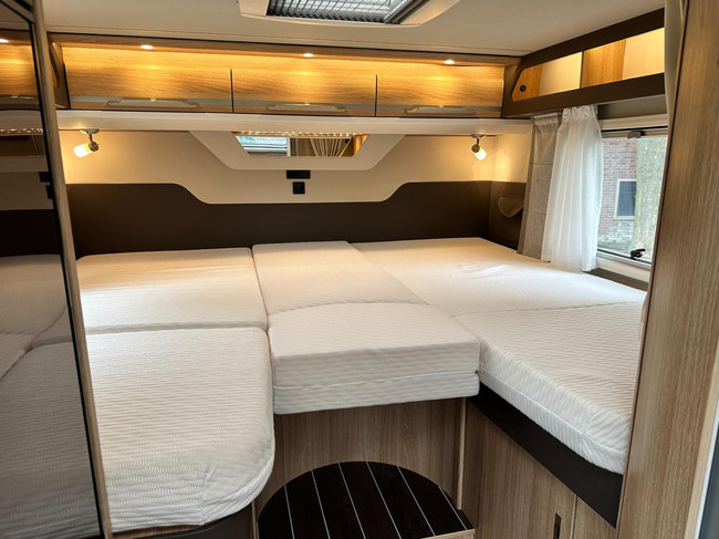 Knaus Sky Ti 650 MEG PLATINUM SELECTION FIAT 140 PS 2022 Foto: 9
