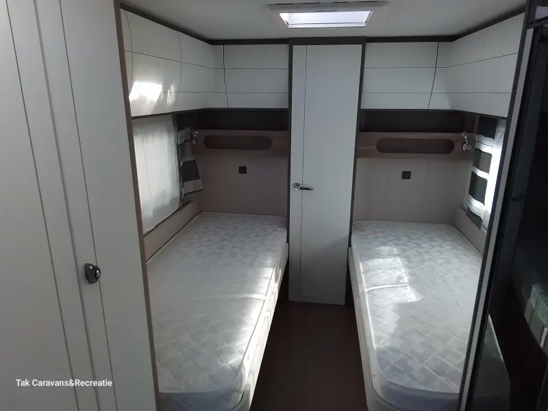 Hobby Excellent Edition 540 WLU Met Gratis Dakairco  foto: 1