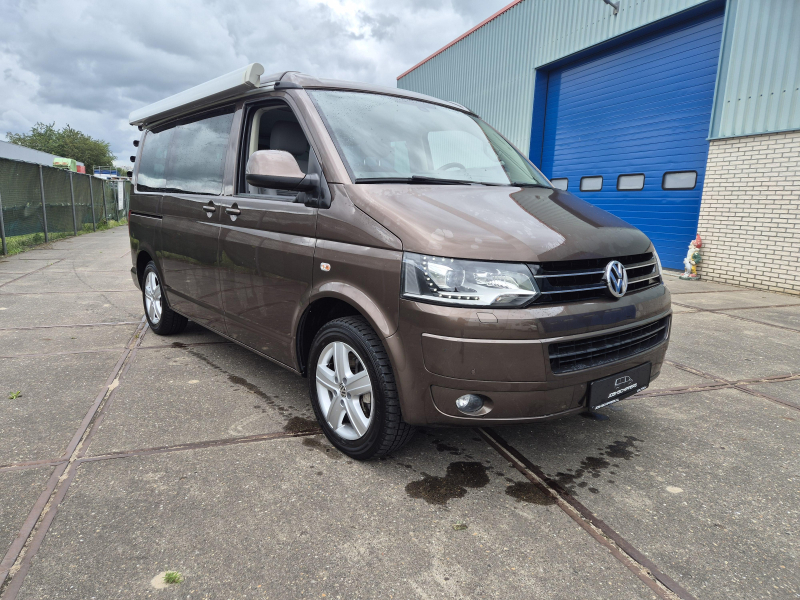 Volkswagen T5 California 180 DSG Foto: 5