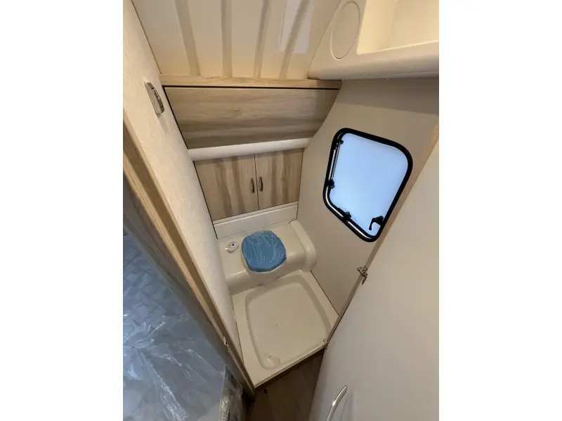 Hobby De Luxe 400 SFE NIEUW!!  foto: 6