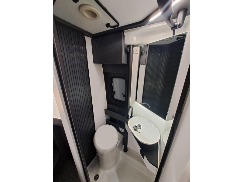 Adria Twin Supreme 640 SLB photo: 13