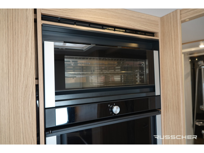 NIESMANN BISCHOFF ARTO 85E 180Pk Aut. | Levelsysteem | Dachklimaanlage | Solarpaneele | Anh&auml;ngerkupplung Foto: 12