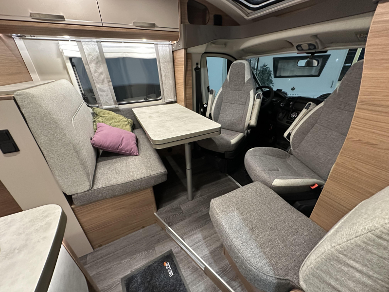 Knaus L!ve Ti 650 MEG automaat lage lengte bed  foto: 4