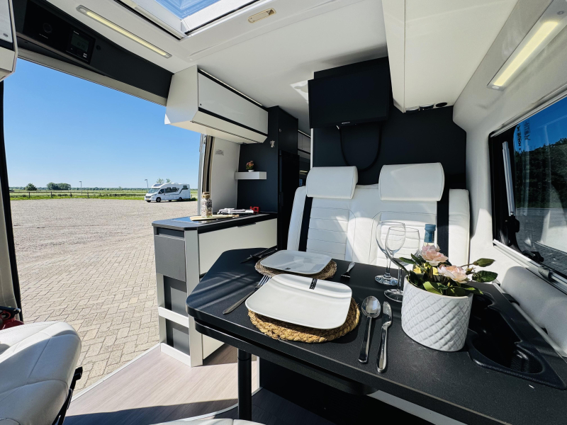 Adria Twin Supreme 640 SLB Camas individuales foto: 12