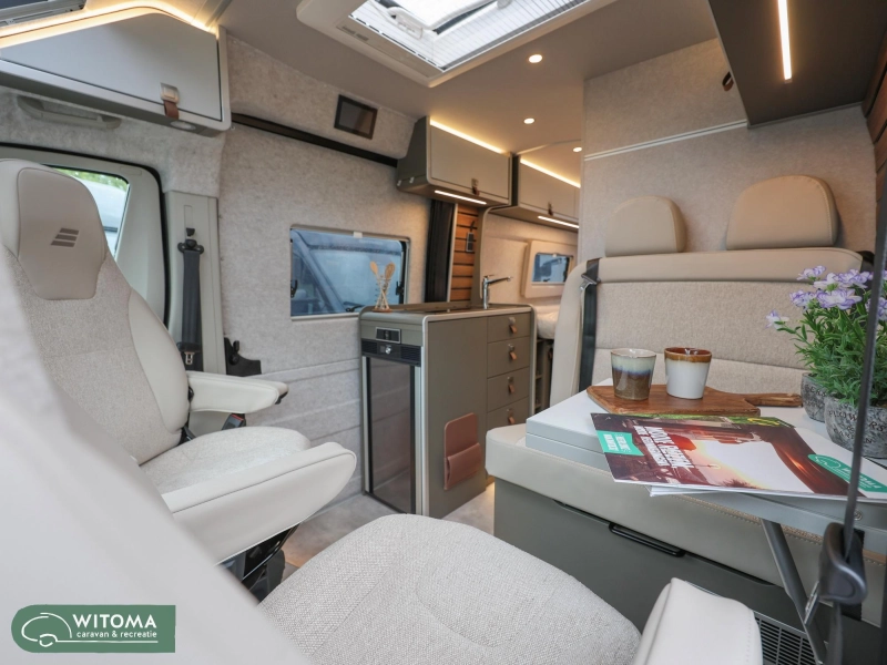Hymer Yosemite nieuwe buscamper automaat  foto: 8