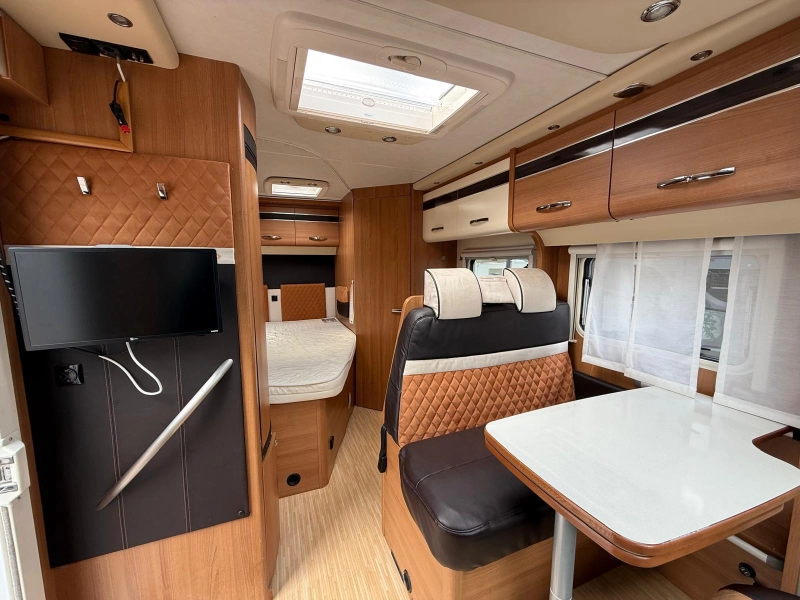 LMC Liberty Cruiser II 592 Compact Cama Fija Aire Acondicionado foto: 12