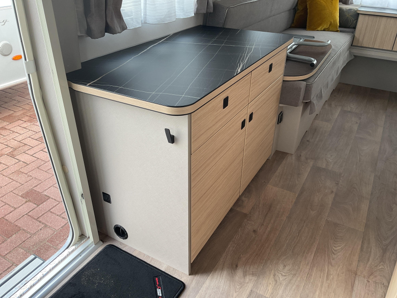 Eriba Touring 620 Urban Hampton Bakoven  foto: 4