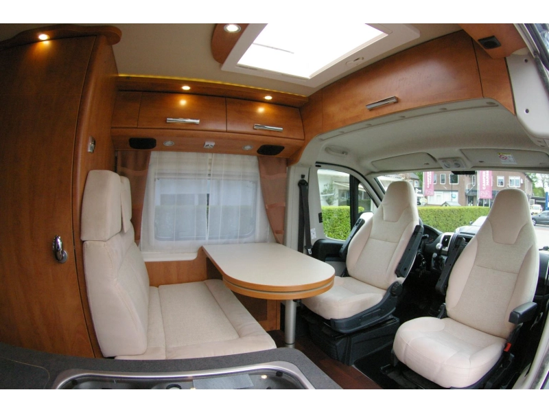 Carthago Malibu 640 Enkele bedden, Automaat.  foto: 9