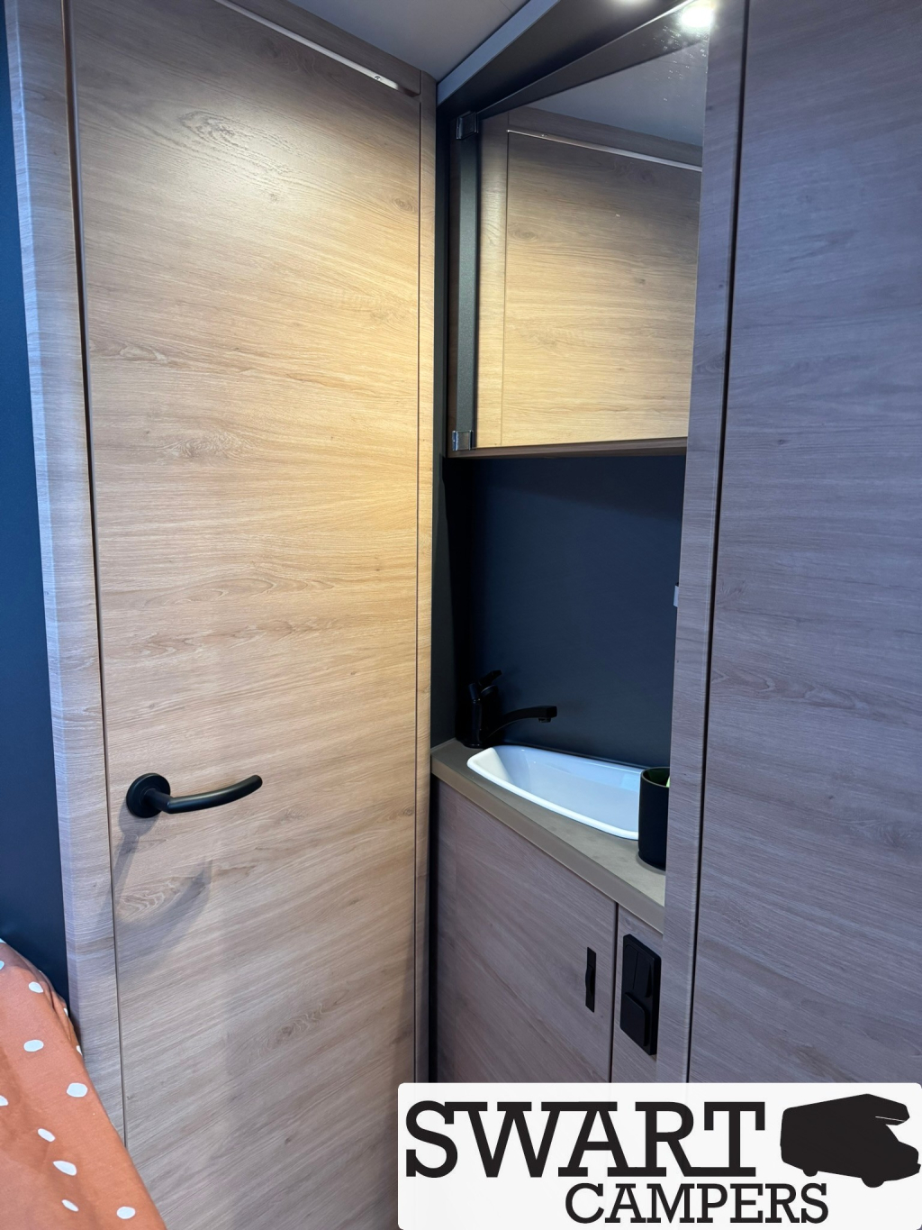 Knaus L!VE TI 650 MF Platinum Selection, Cama francesa Autom&aacute;tico foto: 14