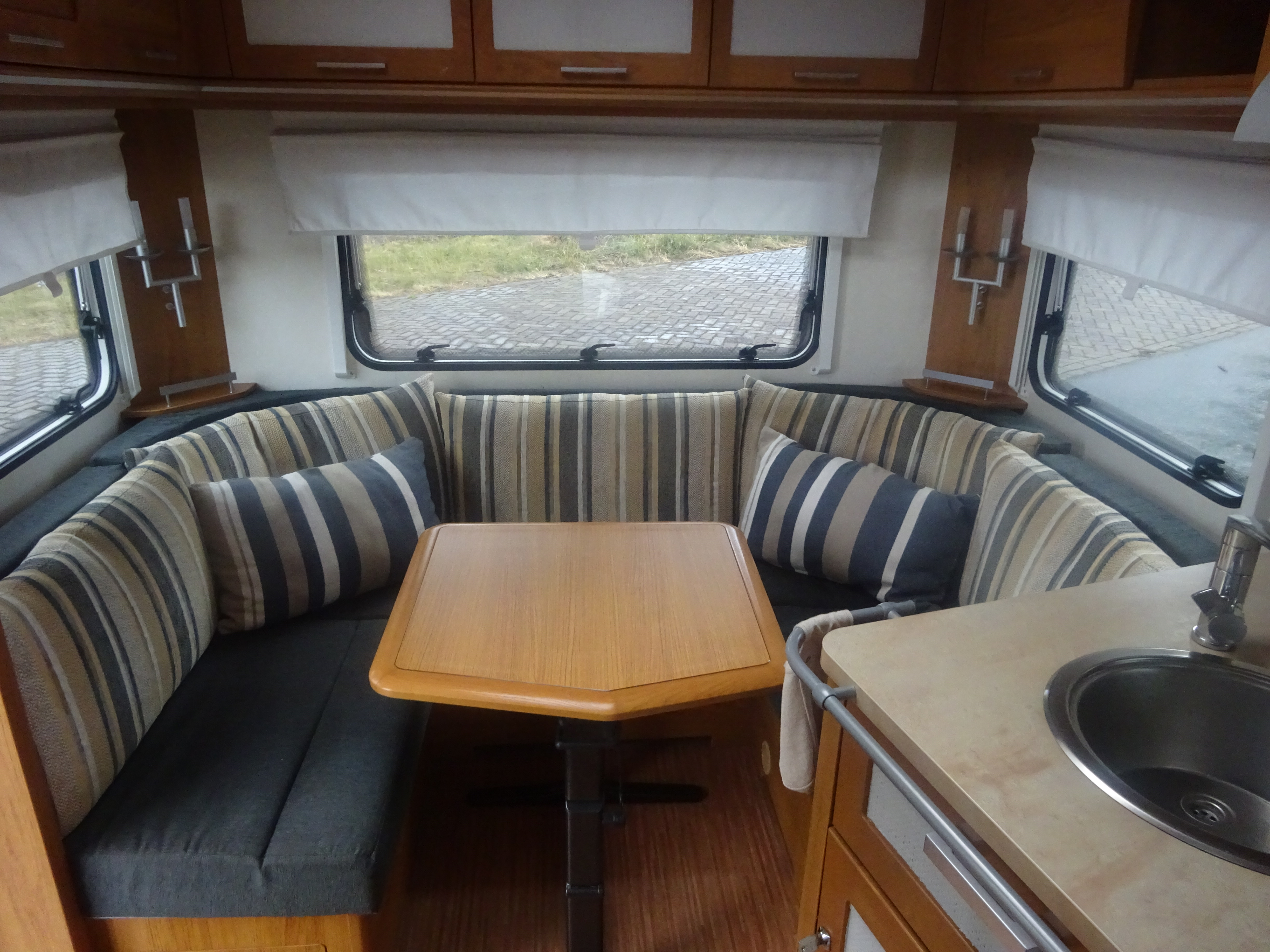Knaus Azur 460 Frans Bed en Rondzit + Mover foto: 13