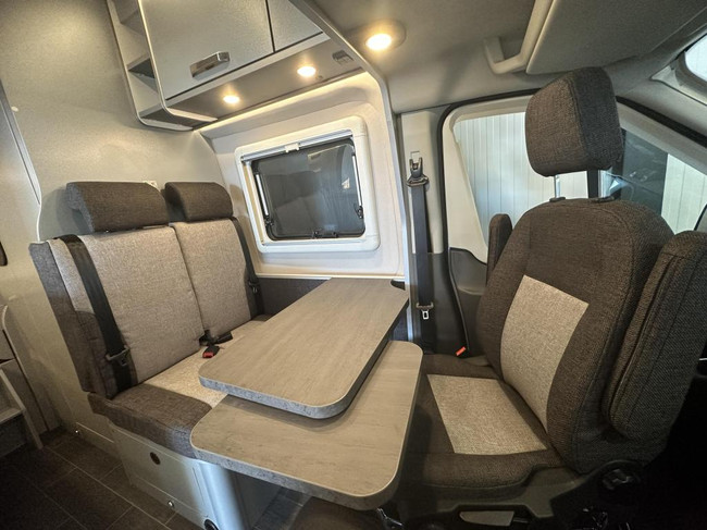 Weinsberg CaraTour Ford 600 mq automaat foto: 7