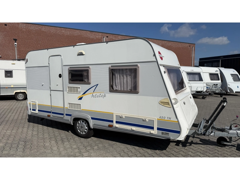 Bürstner Artstep 420 TN 2x zitgroep toilet