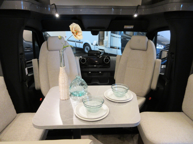 Hymer B-MC T 600 SLC double floor photo: 12