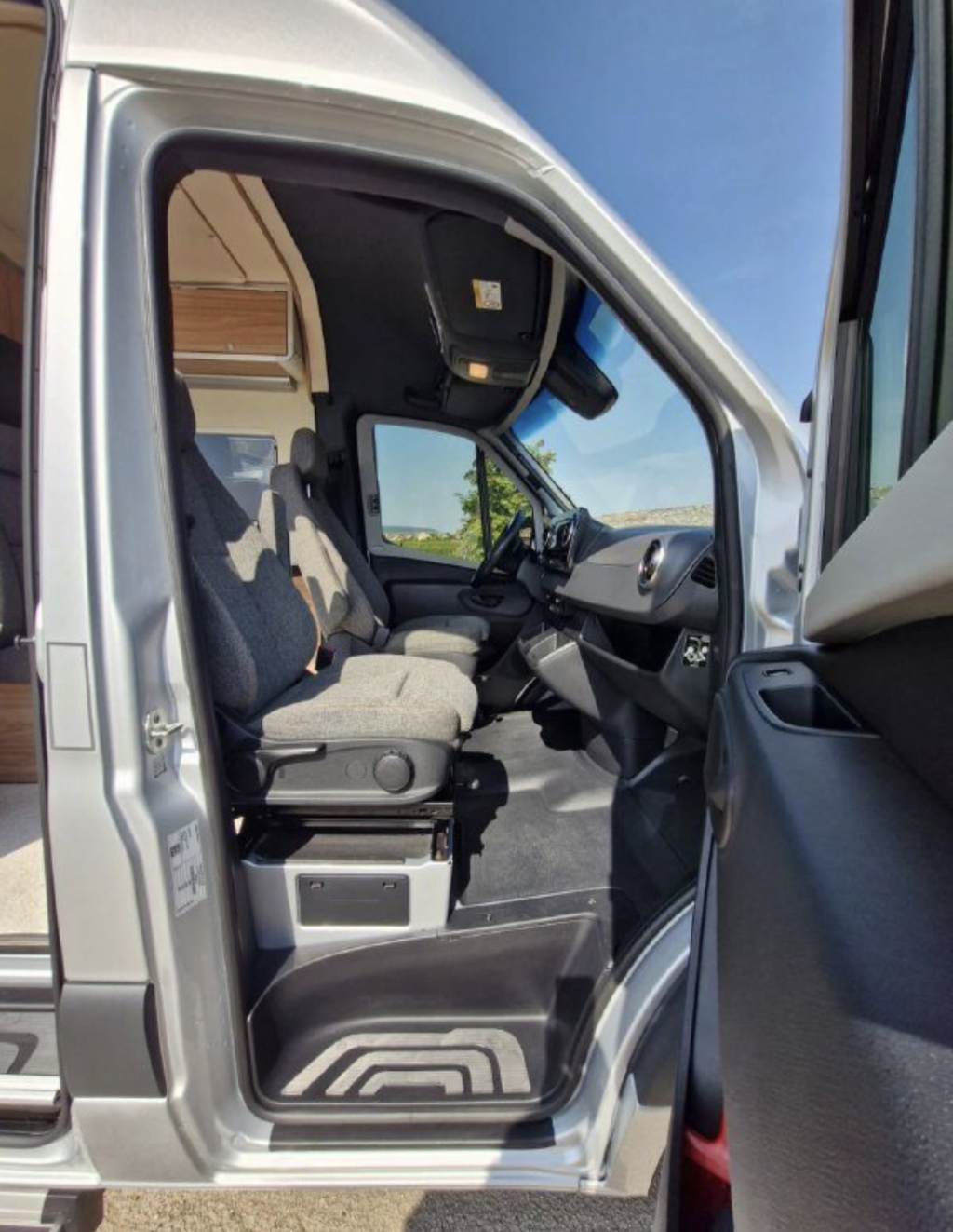 Mercedes  HYMER CAMPER GRAND CANYON S foto: 8