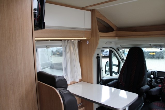 AUTOM&Aacute;TICO Fiat 2.3 150 cv Cama francesa (99 foto: 24