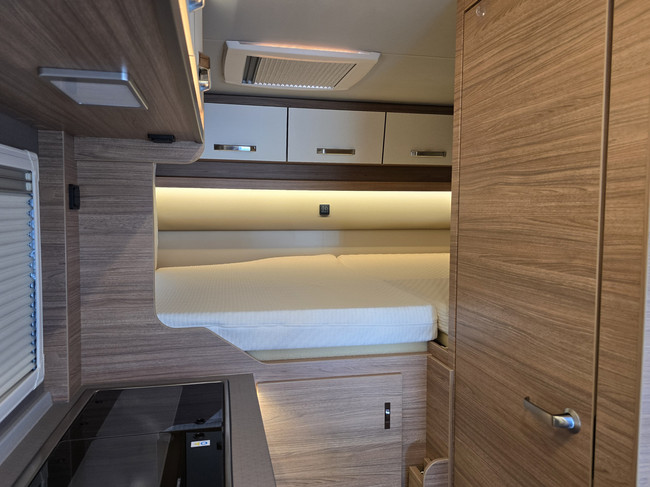 Weinsberg X-CURSION 500 MQ EDITION PEPPER 150 PK AUTOMAAT SLECHTS 12.142 KM !! APPLE CAR PLAY ANDROID AUTO ADAPTIVE CC TV + SATELLIET STOELVERWARMING DRAAISTOELEN foto: 14