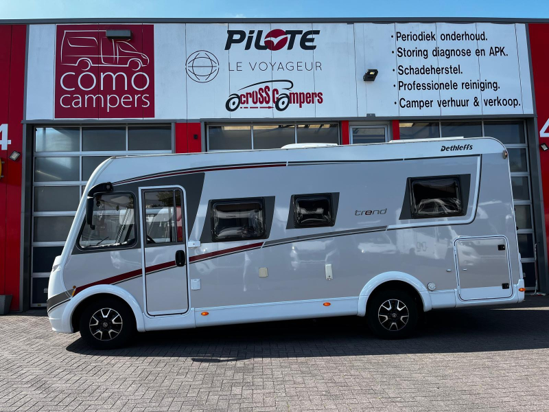Dethleffs Trend 6757 Camper, Integrated 4 pers photo: 1