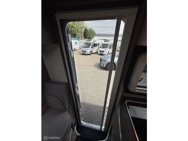 Knaus Live Ti 650 MEG photo: 13
