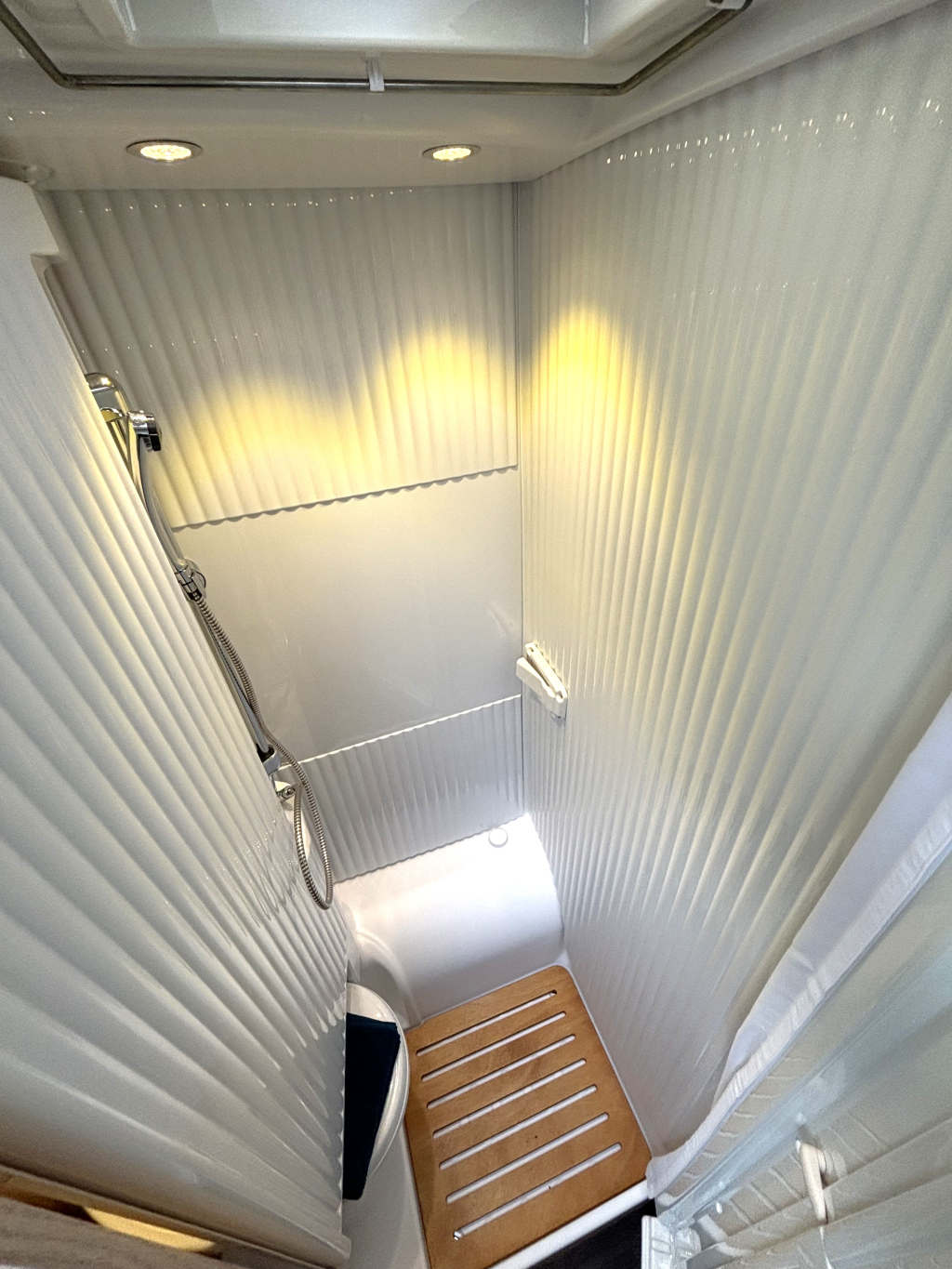 Sunlight T 67 AUTOMAAT ENKELE BEDDEN + HEFBED LEVELSYSTEEM foto: 12