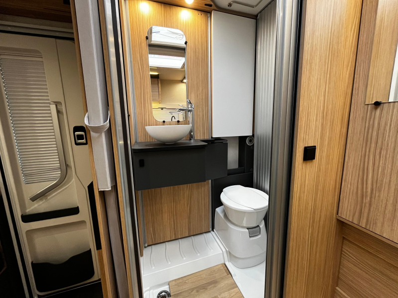 Pilote P 620 D Camper, 6.20M lang Foto: 9