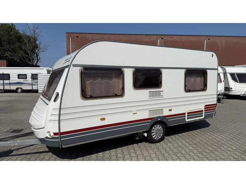 Home-Car Racer Spirit 45 frans bed rondzit toilet  foto: 14