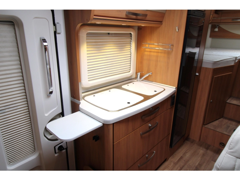 Hymer BMC-I 580 Mercedes, Automaat  foto: 18