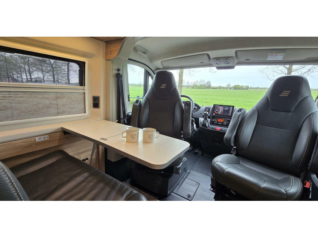 Hymer Ayers Rock 540 * 9G Auto * Anhängerkupplung * Lithium Foto: 8