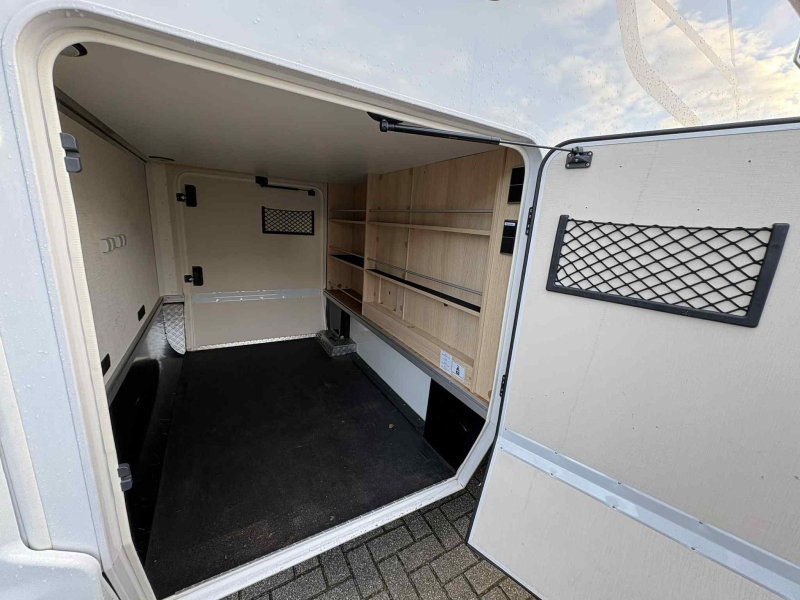 Hymer BMC-T 680 Vlakke vloer  foto: 13