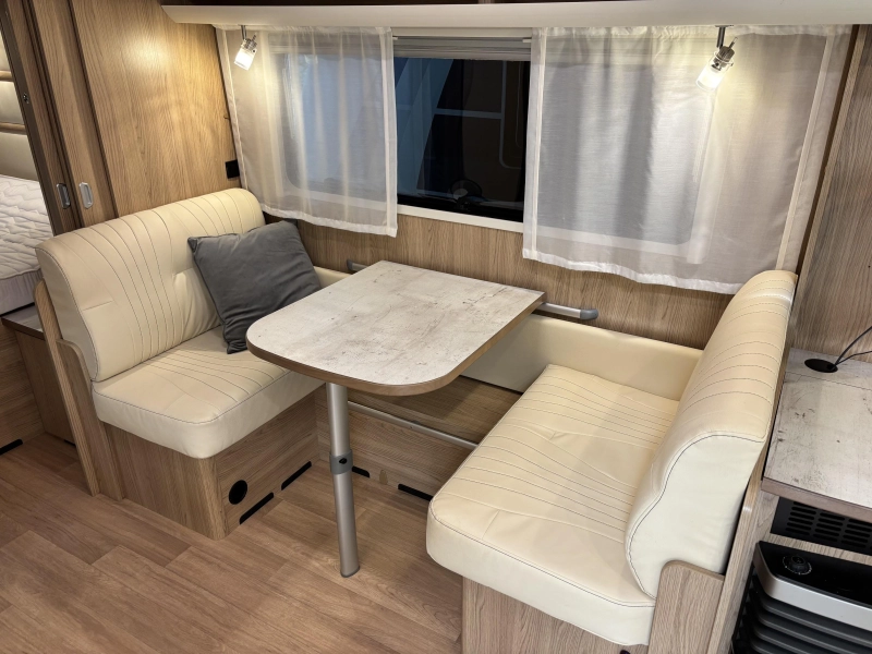 LMC Lord Brillant 690 Mover + Nivelliersystem! Foto: 10