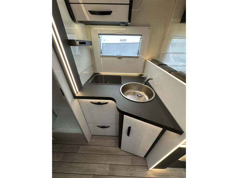 McLouis MC4 379 Fiat 140PK Automaat NIEUW  foto: 8