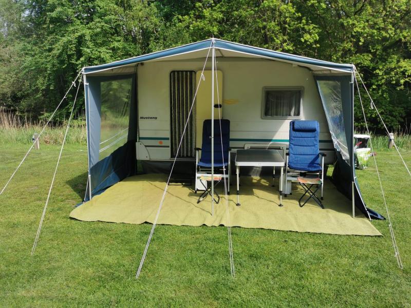 Knaus Mustang 350 + BOVAG-2024 + luifel  foto: 14