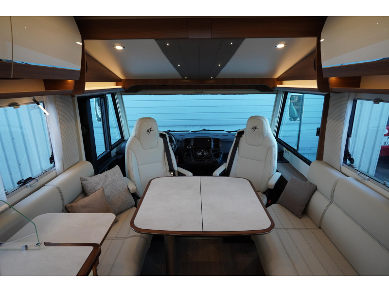 Rapido I 896 Levelsyst. / Autom&aacute;tico foto: 2