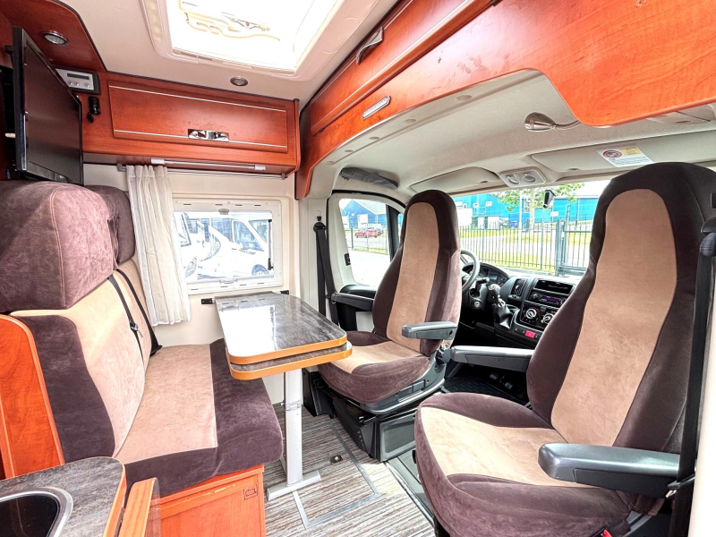 Karmann Dexter 600 Dwarsbed/2014/Euro5/Airco  foto: 7