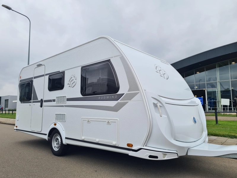 Knaus Sudwind 460 EU  foto: 1