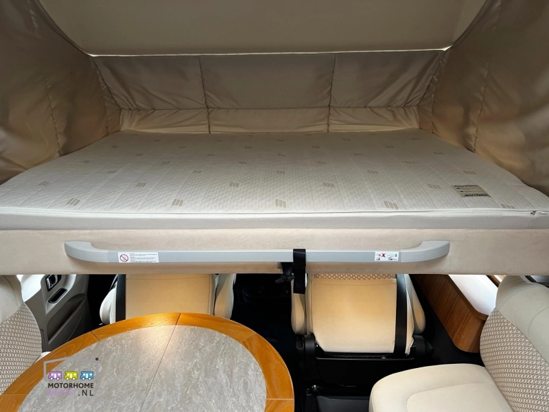 Hymer B 704 PL  foto: 11