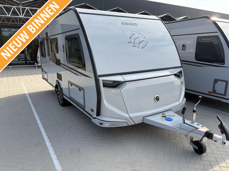 Knaus Sudwind Black Selection 460 EU enkele bedden / dinette