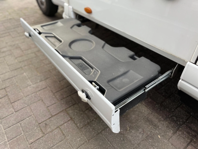 Pilote P 706 GJ Camper, 4 person photo: 15