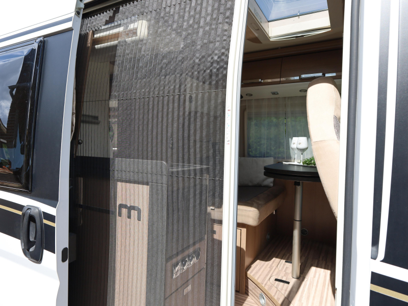 Malibu Van Charming 600 DB automatic | tow bar photo: 14