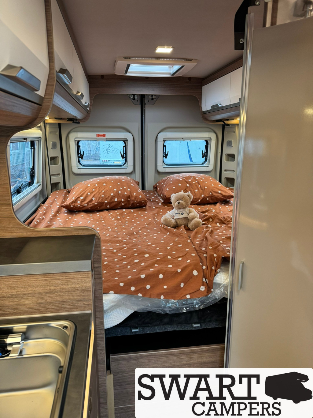 Knaus Boxlife 600 ME Platinum Selection, Automaat Lengtebedden foto: 18
