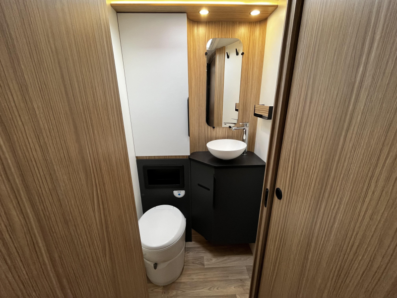 Autocaravana Pilote G 740 FGJ, Face to Face 2027 foto: 10