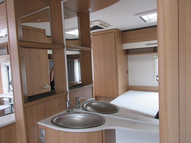 LMC Style Comfort 440 D MOVER AIRCO THULE CASS. Foto: 13