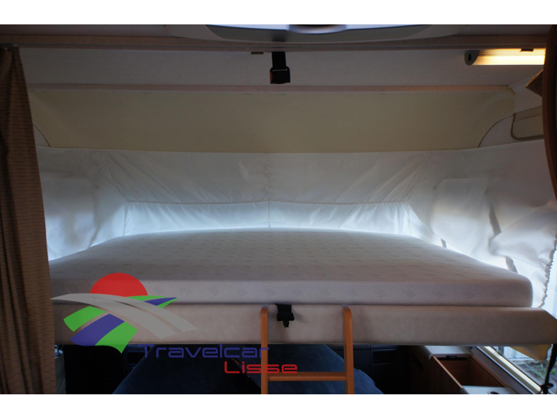 Hymer B 584 Zonnepaneel/Dakairco  foto: 12