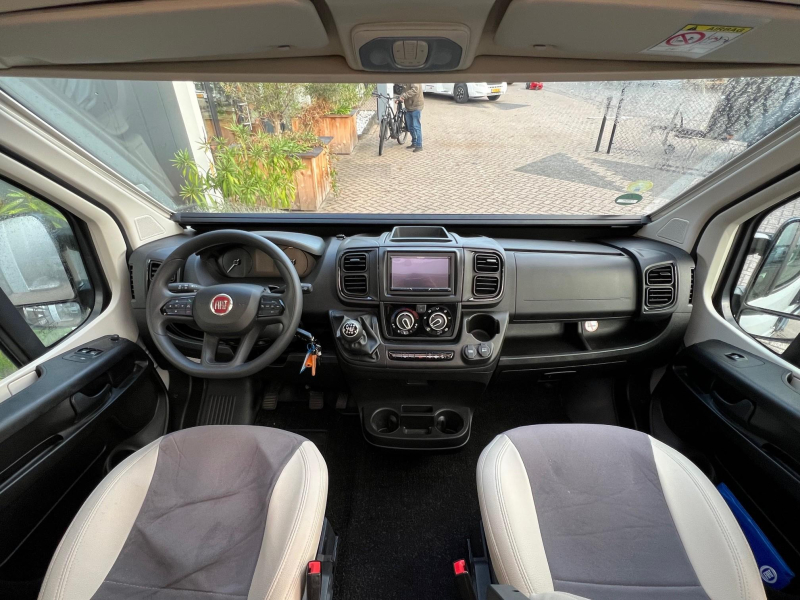 Chausson V697 VIP dakairco, busbiker,luifel  foto: 8